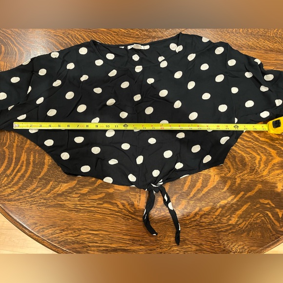 🖤Billabong Cropped Polka Dot Blouse - Picture 5 of 5